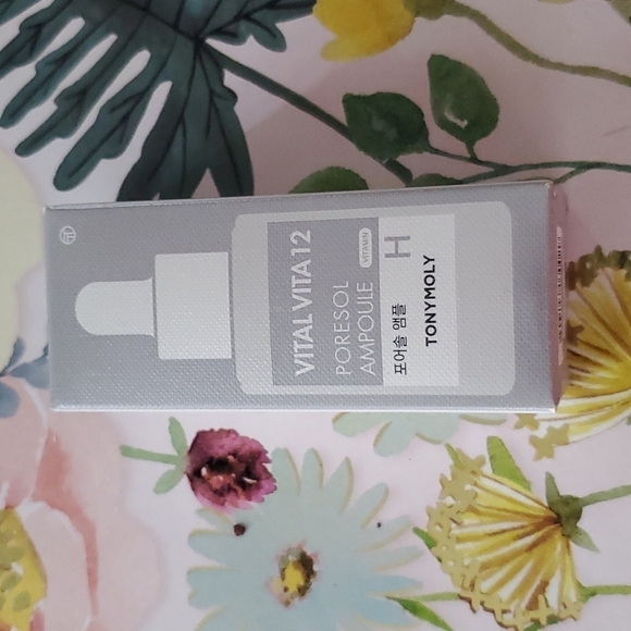 tony moly Other - TONY Moly Vital Vita 12 Poresol Ampoule